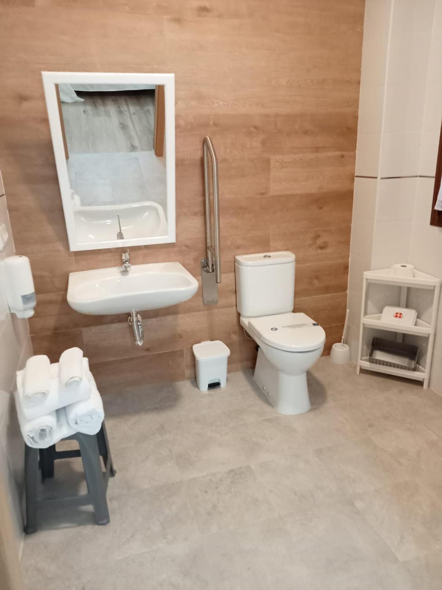 Apartamentos El Arenal Асебо Номер фото